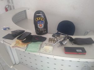Homem é detido portando arma em área nobre da capital
