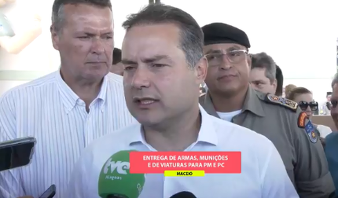 Renan justifica não decreto de emergência: “90% das praias não foram afetadas”