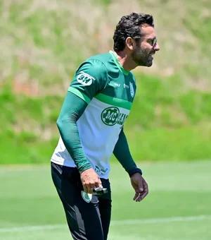 América-MG se livra do rebaixamento e renova com técnico ex-Athletico e Vasco