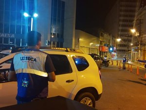 Blitzes da Lei Seca autuam 29 motoristas e recolhem oito CNHs em Maceió