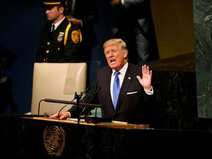 Trump diz que pode ter que “destruir totalmente” Coreia do Norte