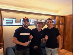 Arapiraquense Willy Vaqueiro é escolhido em concurso no Ceará, grava CD e assina contrato para agenciamento de shows