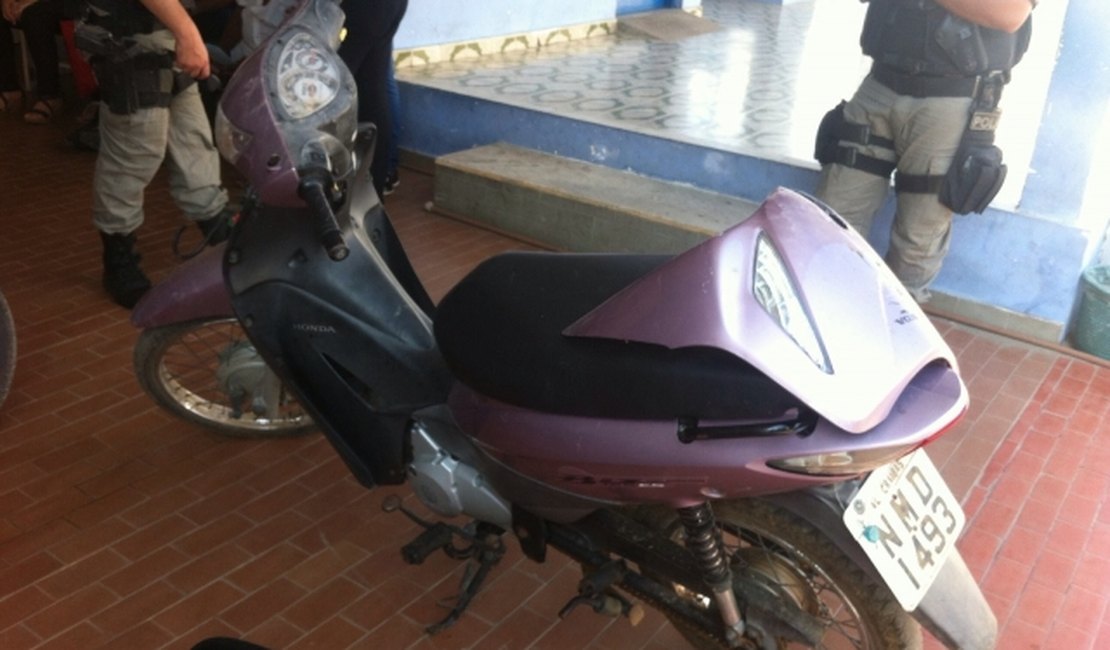 Moto roubada foi encontrada na zona rural de Arapiraca