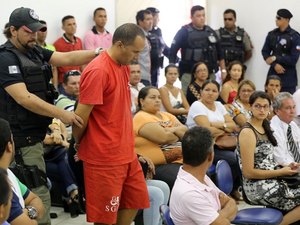 Acusado de matar filho de oito meses é sentenciado a 18 anos em manicômio