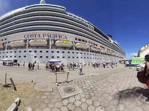 Navio Costa Pacifica aporta em Maceió com mais de 3.500 cruzeiristas
