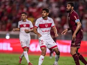 CRB vence o Londrina por 2 a 1, entra no G-6 e rebaixa o time paranaense