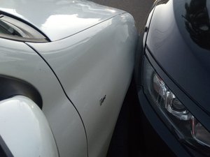 [Vídeo] Com sinais de embriaguez, motorista provoca acidente em Arapiraca