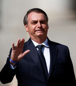 Bolsonaro deixa hospital após acidente doméstico