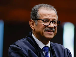 Desembargador alagoano que articula paralisação dos caminhoneiros vai disputar o Senado em 2026