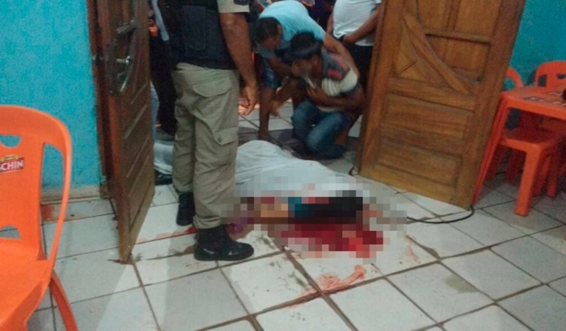 Jovem é executado dentro de bar no centro de Campo Grande, no Agreste
