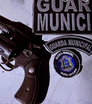 Guarda Civil de Mata Grande apreende arma utilizada em atentado contra morador de Delmiro Gouveia