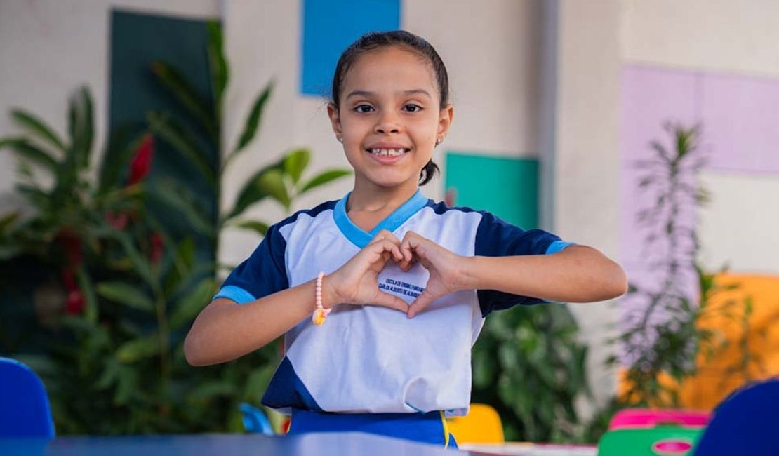 Mais de 90 escolas e CEIs iniciam ano letivo de 2026 em Arapiraca