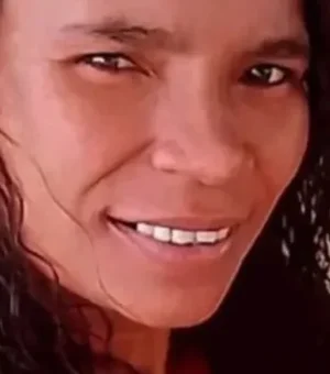 Suspeito de matar a esposa a pedradas em Piaçabuçu se apresenta à polícia, confessa o crime, mas é liberado