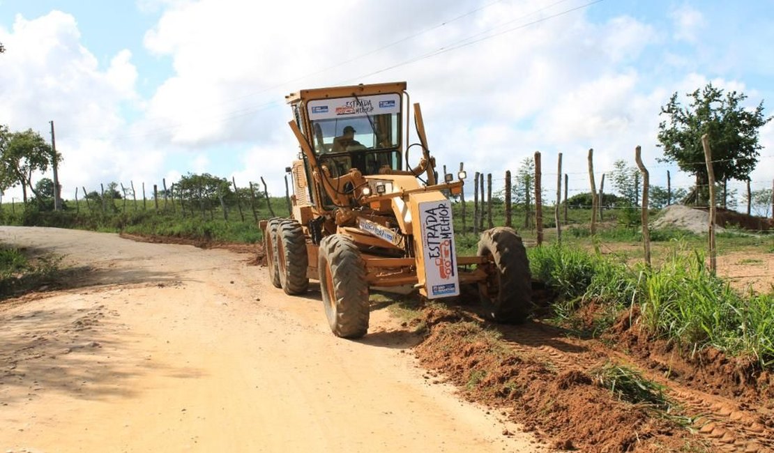 Prefeitura de São Sebastião intensifica trabalhos de manutenção na malha viária rural