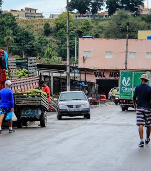 Moradores e comerciantes comemoram pavimentação em ruas da Levada