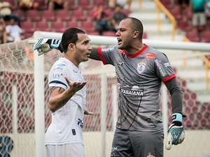 Confiança anuncia contratação de goleiro Genivaldo para a série C