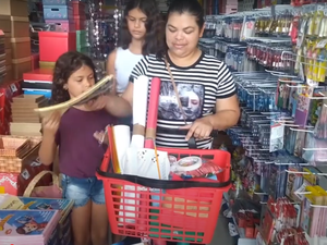 [Vídeo] Volta às aulas aumenta movimento nas papelarias de Palmeira dos Índios