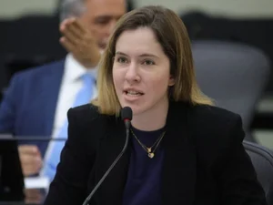 'Não existe lugar seguro para mulher': Cibele Moura volta a denunciar aumento da violência contra as mulheres