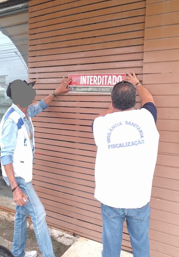 Vigilância Sanitária interdita restaurante em condições insalubres no Farol