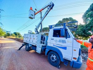 Prefeitura de Palmeira implanta novo corredor de iluminação em LED
