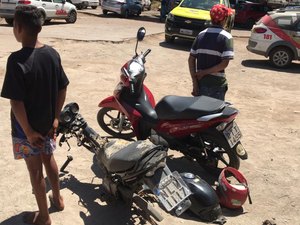 [Vídeo] Dupla é apreendida após praticar assalto na zona rural de Arapiraca