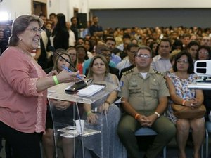 Célia Rocha vai homenagear mulheres com projeto
