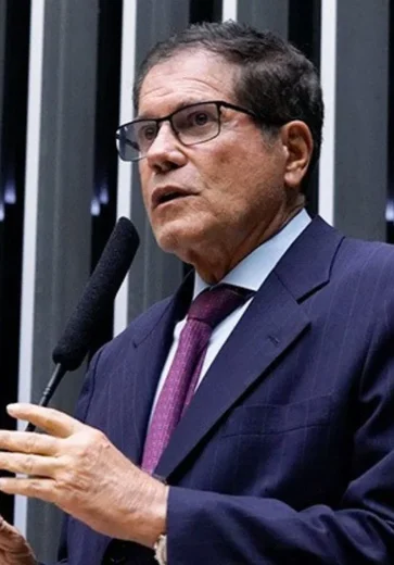 Delator do orçamento secreto manejou sozinho R$ 152 milhões do esquema