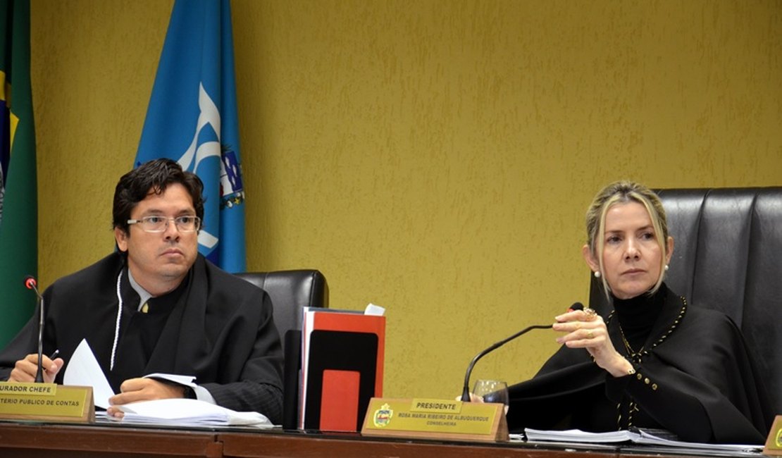 TCE aprova com ressalvas a prestação de contas do ex-governador Teotônio Vilela