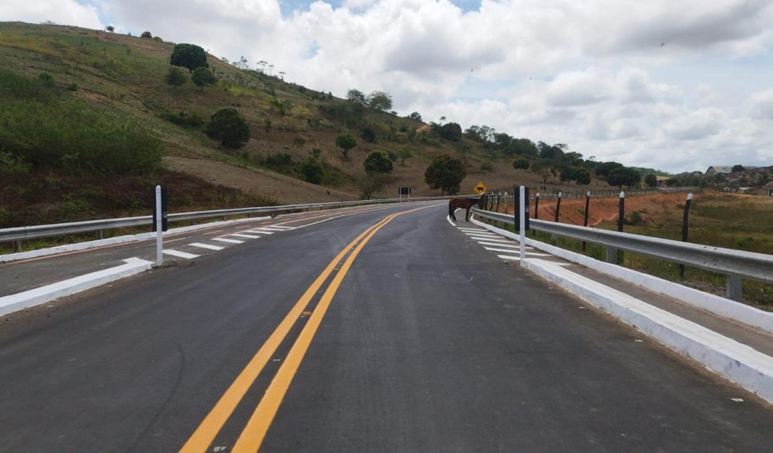Governo de Alagoas inaugura alça viária em Joaquim Gomes