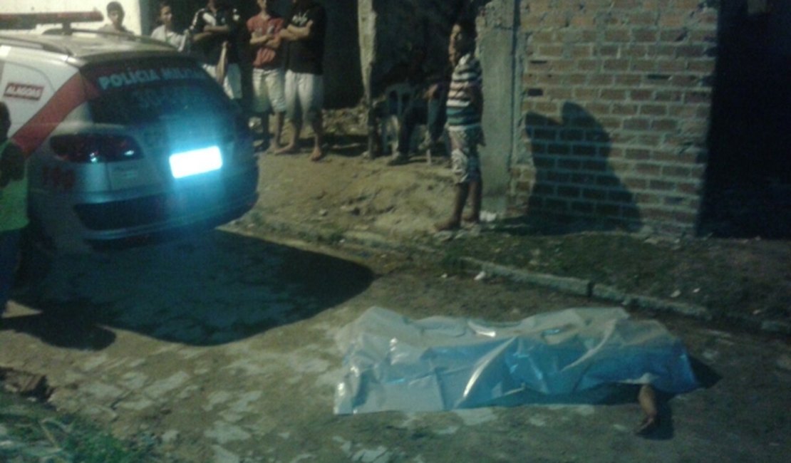 Menor é assassinado a tiros em construção abandonada em Arapiraca