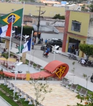 Machismo? Prefeito manda dona de casa calar a boca após ser cobrado por promessas não cumpridas