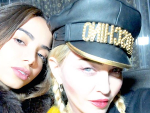 Madonna lança disco em que canta funk com Anitta