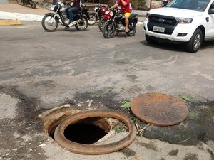 Condutores reclamam do estado da pista no bairro da Cambona, em Maceió