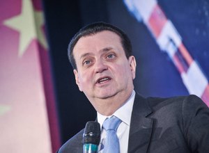 Kassab decide colocar general na presidência dos Correios
