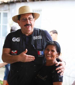 Gilberto Gonçalves participa de Gabinete Itinerante em Rio Largo ao lado da Deputada Gabi Gonçalves