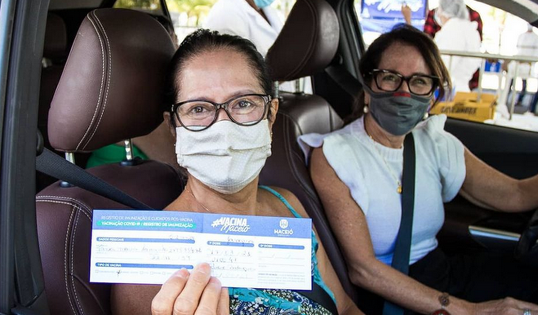 Covid-19: Maceió começa a vacinar trabalhadores da saúde a partir de 35 anos