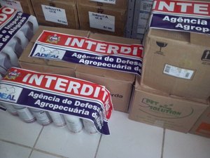 Operação de combate a venda clandestina interdita mais de 230 kg de agrotóxicos