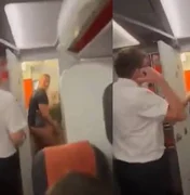 Casal viraliza em flagra de sexo no avião; entenda o fetiche