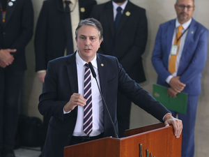 MEC retomará 4 mil obras em universidades e institutos federais