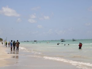 Jovem sofre tentativa de homicídio na Praia de Antunes