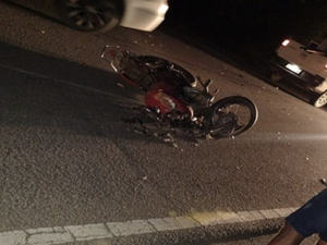 Homem morre após colidir motocicleta contra carro em Jaramataia