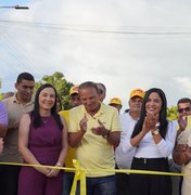 Prefeita Márcia Cavalcante inaugura calçamento no assentamento Amor