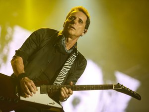 Tony Bellotto, da banda Titãs, é diagnosticado com Covid-19