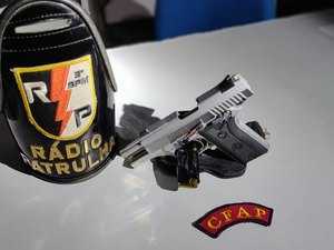 Polícia apreende pistola após confusão em Arapiraca