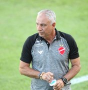 Márcio Fernandes, campeão da Série C com o Vila Nova, é o novo técnico do CSA