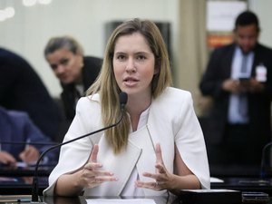 Após caso do cão Orelha, Cibele Moura questiona legislação sobre crimes cometidos por adolescentes