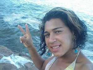 Travesti espancada e esfaqueada não resiste aos ferimentos e morre no HGE