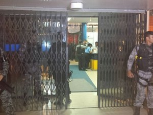 Homens armados tentam assaltar Sesc