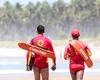 Corpo de Bombeiros salva quatro turistas argentinos de afogamento na praia do Francês