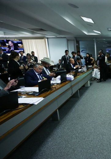 CPMI cancela sessão após investigados apresentarem atestado e habeas corpus